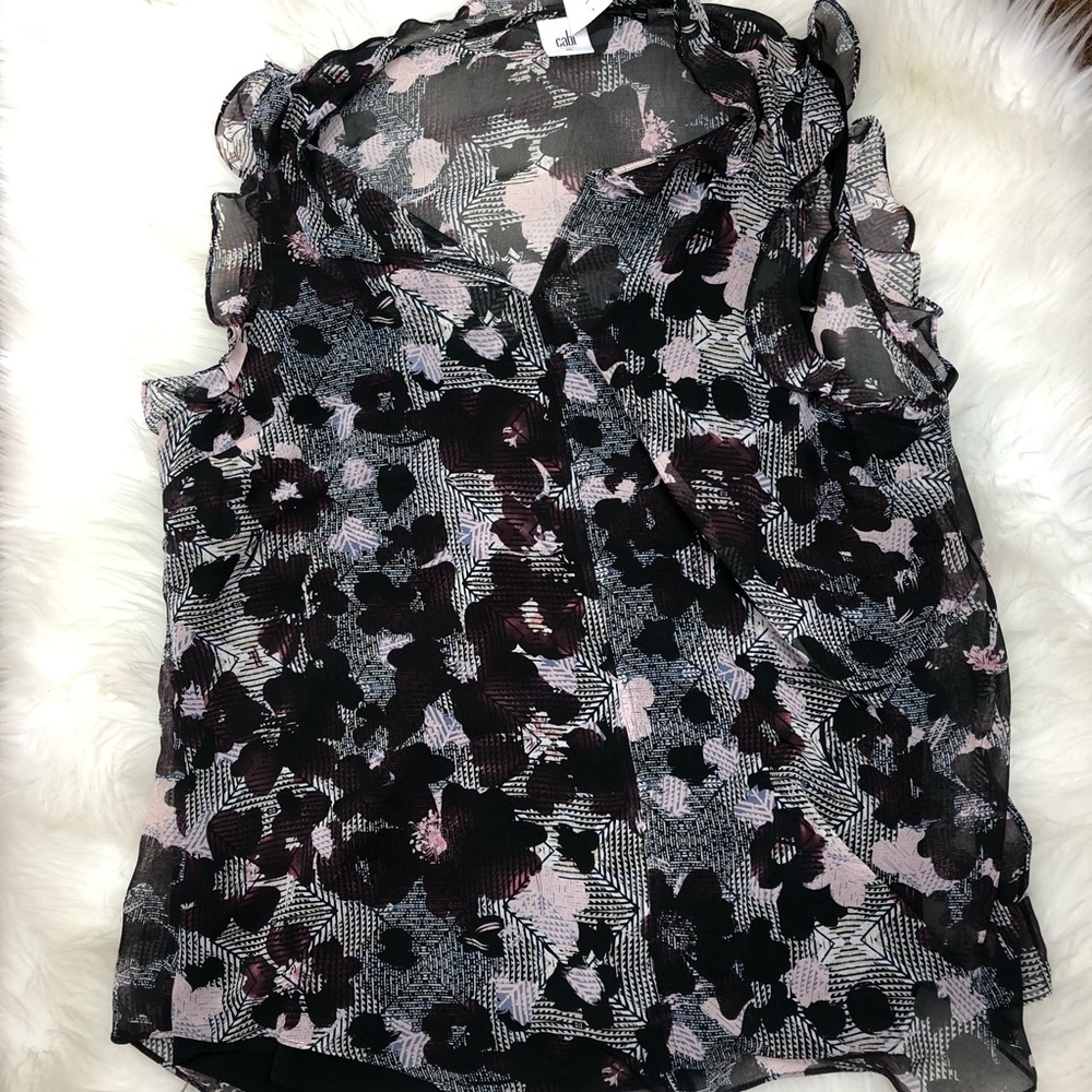 Cabi Weaver blouse NWT